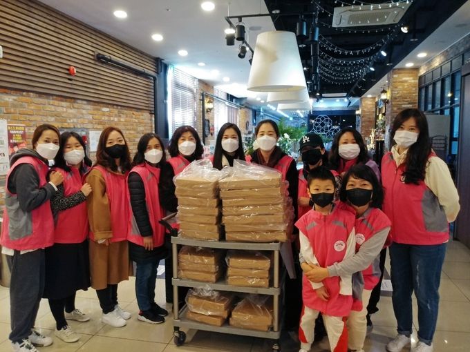 ‘특별한 날엔 정성 담은 도시락’ 본격 추진1