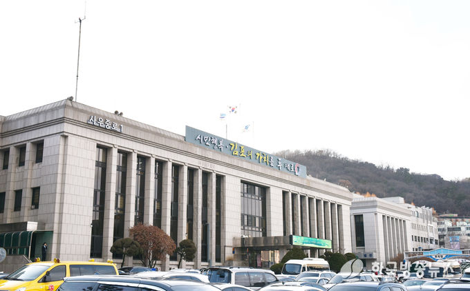 김포시청 옆면