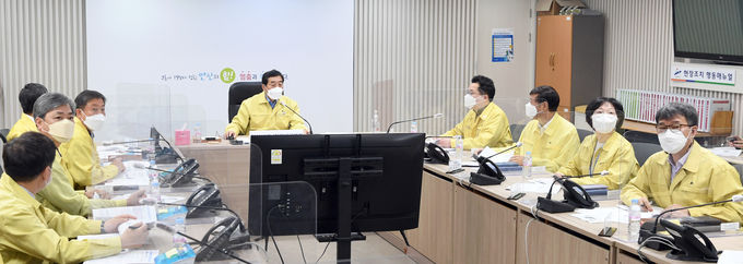 윤화섭 안산시장, 국무총리 주재 중대본 회의 참석해 특별 방역대책 보고