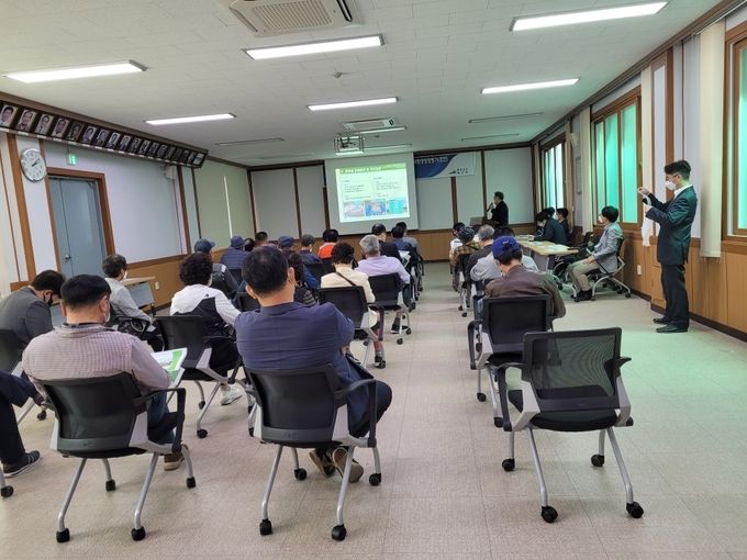 예산천지구 풍수해생활권 종합정비사업 주민설명회 모습