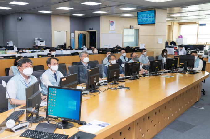 주요 방재기상대책 보고(왼쪽 세번째 박광석 기상청장)