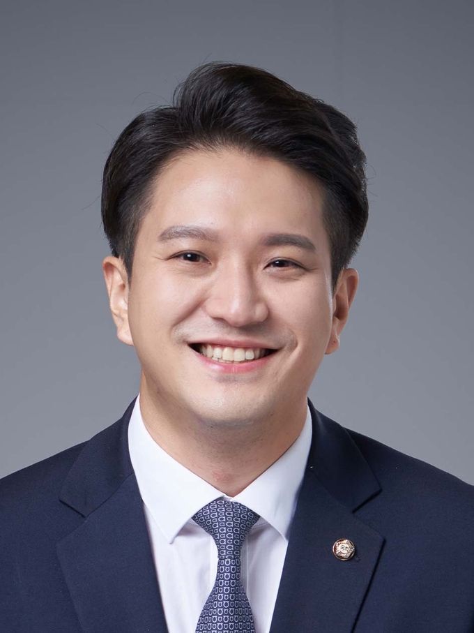전용기 의원