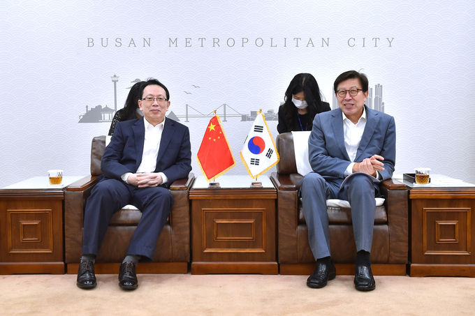 박형준 시장, 꾸어펑(郭鵬) 주부산 중국 총영사 접견