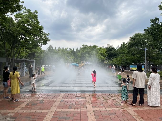경산시- 압량읍, 신대부적 1어린이공원 바닥분수 운영