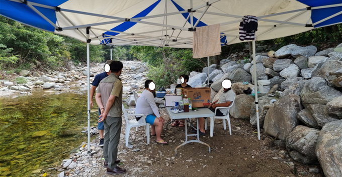 계곡변 불법 취사(2021. 7. 25. 촬영)