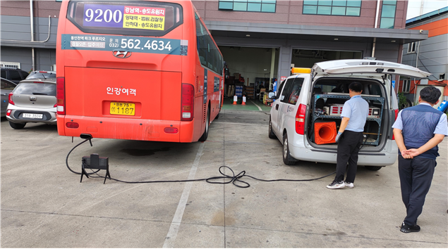 버스 배출가스 단속.