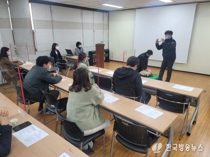 심폐소생술시연