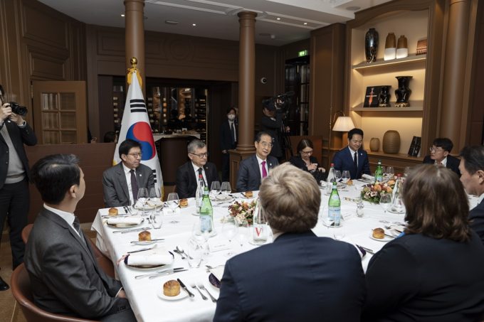 11.29. 국제박람회기구 대표 오찬간담회