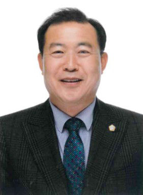 김영일 의장
