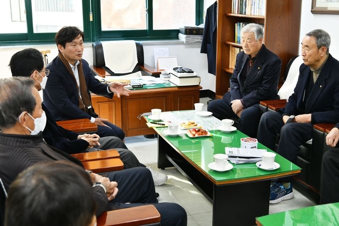 조현일 경산시장, 대한노인회 경산시지회 방문 및 새해 인사