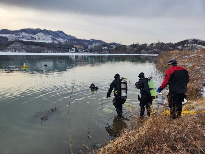 충남소방본부_119특수대응단_구조대원_동계_수난구조훈련_실시