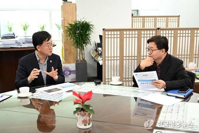 이민근 안산시장, 염태영 부지사 면담 “경제자유구역 지정 협조”당부