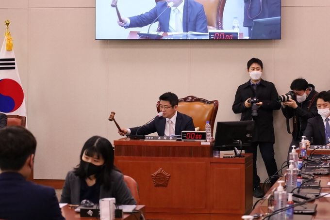 첨단전락산업특위