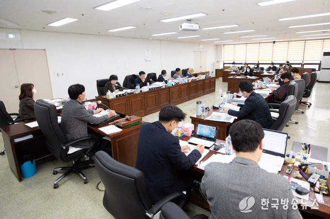 경제건설 위원회