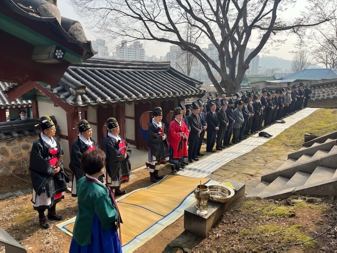 우저서원 춘향제 봉행