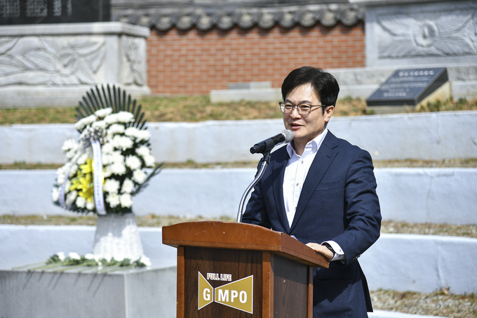 3월 23일 열린 ‘제23차 오라니장터 3.23. 만세운동 기념행사’에서 김병수 김포시장이 인사말하고 있다