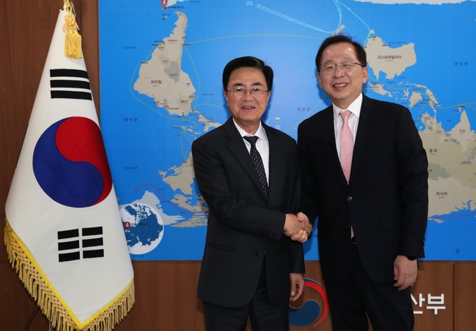 김태흠_지사와_조승환_해수부_장관