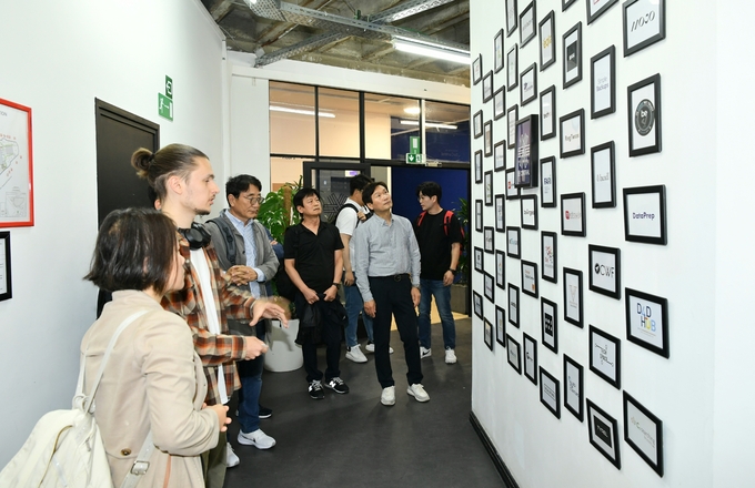경산시- 조현일 경산시장, 佛 출장 스타트업특별시 경산 모색을 위한 광폭행보(벨기에 브뤼셀19 캠퍼스 방문)
