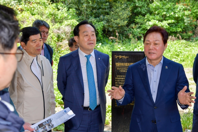 박완수도지사욕지도좌부랑개방문