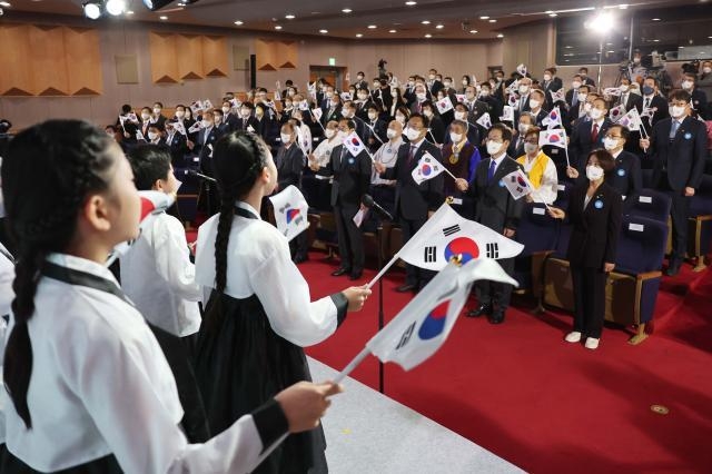 지난해 10월3일 오전 서울 종로구 정부서울청사 별관 대강당에서 열린 제4354주년 개천절 경축식
