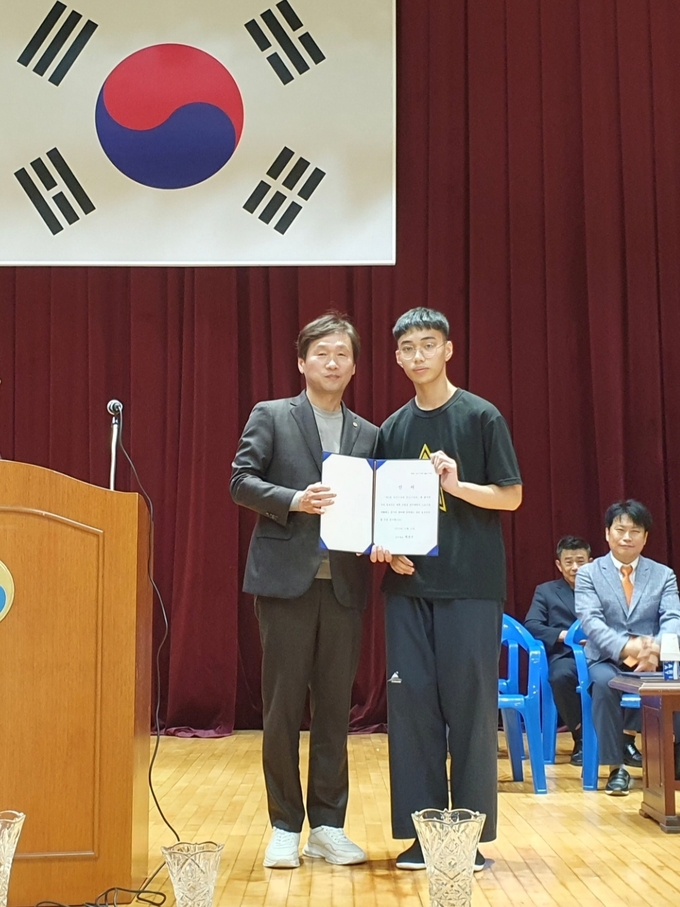 제9회 경산시장배 줄넘기대회 성료 몸도 점프, 마음도 점프)