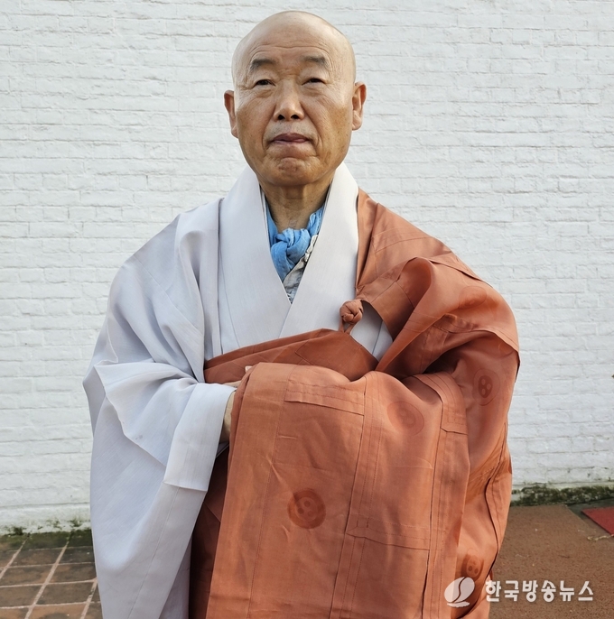 천성산 미타암 주지 동진스님