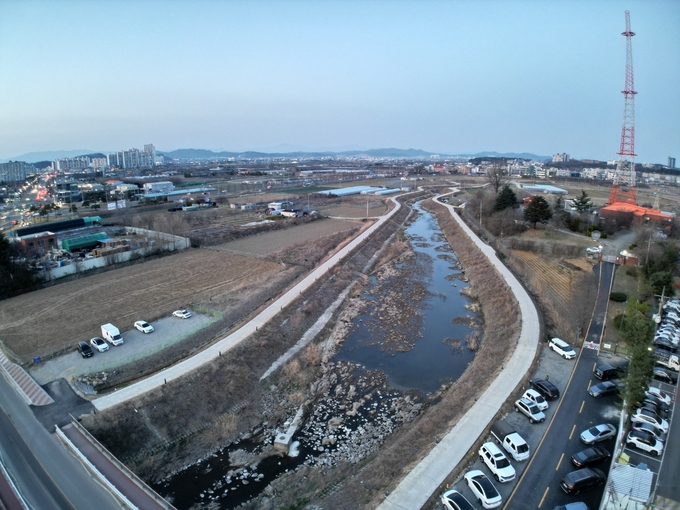 경산시- 진량읍, 부기천 강변산책로 야간경관 조명 조성(조성 전)