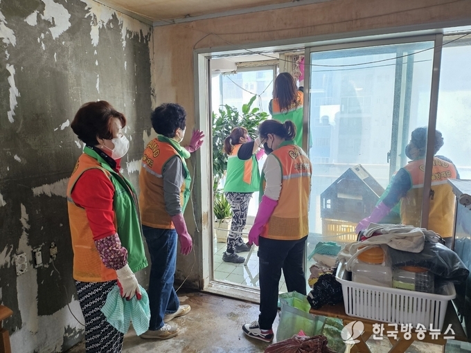 경산시 자율방재단, 어려운 이웃 주거환경개선 지원