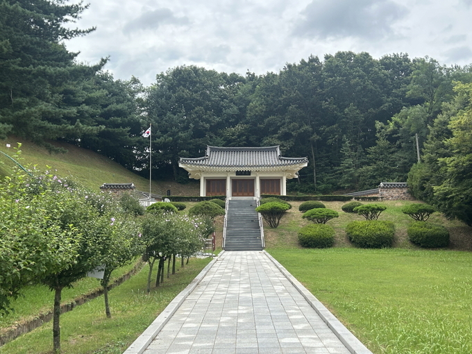 충령사
