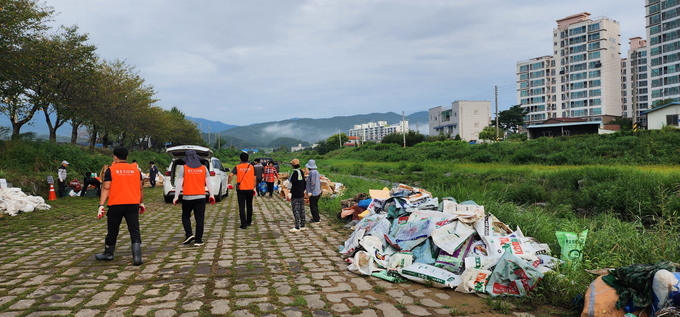 덕산면 숨은 자원 모으기 행사 