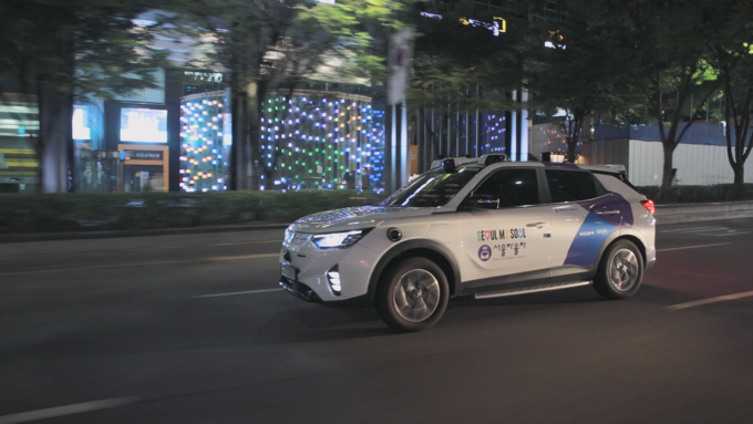 강남 심야 자율주행택시 차량