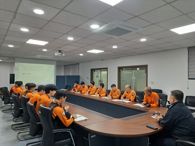 군산소방서, 밀폐공간 구조활동 안전교육 실시로 사고 예방 강화