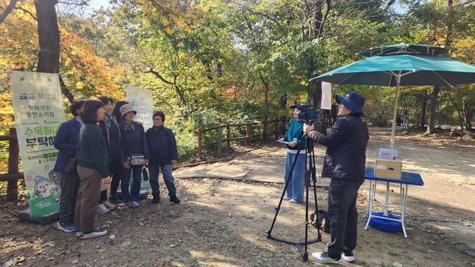 ‘찾아가는 국민소리함’ 현장 인터뷰 장면