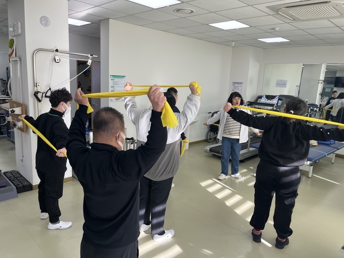 건강재활센터 운동 모습