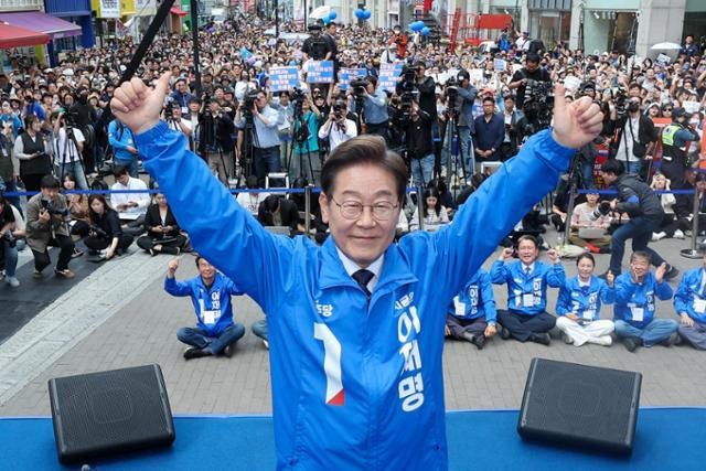 이재명 "박정희면 김대중이면 어떻냐" 