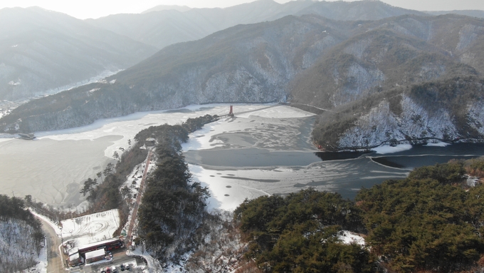 천장호 출렁다리