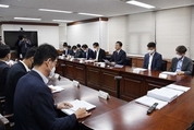 기재차관 “식품업계 가격인상 최소화 당부…배추·무 공급은 확대”
