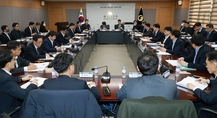 ‘은행 과점 막자’…금융당국, 신규은행 인가·비은행권 진입 논의