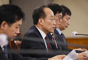 추 부총리 “글로벌 금융시장 불안 재연 등 배제할 수 없어…상황 예의주시”