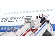 대통령, 유럽정상들 만나 새로운 수출시장 확보 위한 세일즈 활동 나선다