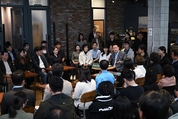 대통령“정부가 재정 방만하게 쓰면 물가 올라가”