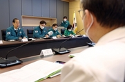 한 총리, 중앙보훈병원 방문…의료현장 지키는 의료진 격려
