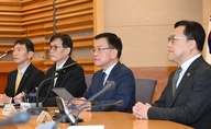 경제부총리 “미 연준 금리 인하…글로벌 복합위기 벗어나는 모습”