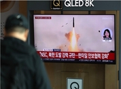 윤 대통령, 북 ICBM 발사에 “도발 강력 대응…빈틈없이 대비” 지시