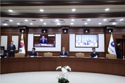 한덕수 권한대행 “100대 첨단소재 발굴, 핵심 원천기술 조속 확보”