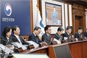 최상목 권한대행 "설 명절, 민생경제 회복의 확실한 계기로 삼아야"