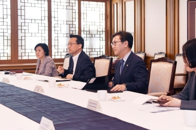 정부, 의약품 분야 미 관세부과 구체화시 지원 방안 신속 마련