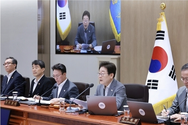 이 대통령 "내년 예산, 회복과 성장의 실질적 마중물 되도록 편성"