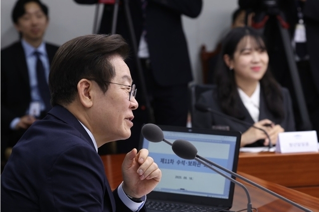 이 대통령 "청년들이 미래 희망 키우는 든든한 정부 되도록 노력"