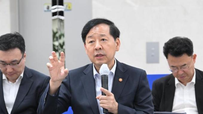 “물가 걱정 없는 추석”을 위해 총력, 빈 건축물 정비로 지역경제 “걸림돌” 제거